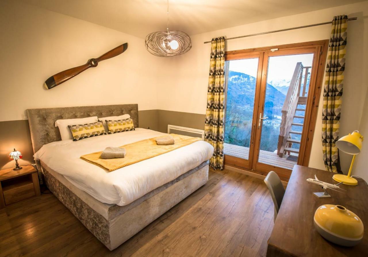 The Vaujany Mountain Lodge Exterior photo